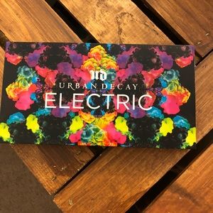 Urban Decay Electric Palette